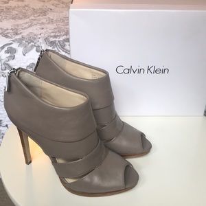 Calvin Klein Patrish Shiny Nappa Booties - 8 US